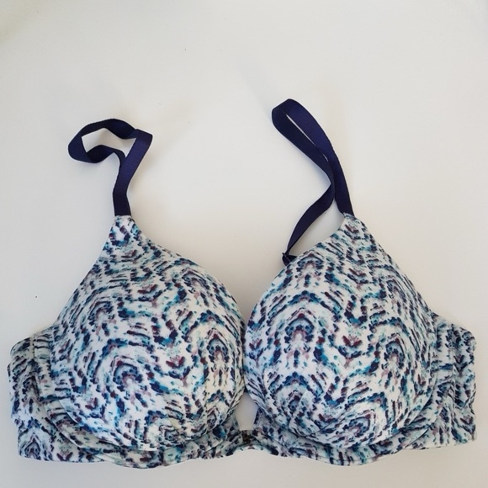 Victorias Secret Fabulous Plunge Multi color Sz 32C